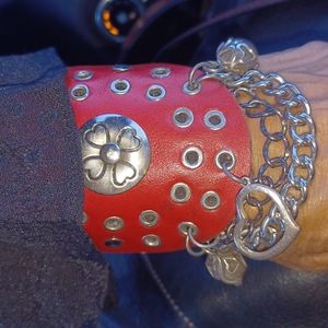 Bracelet with a Fashion Statement